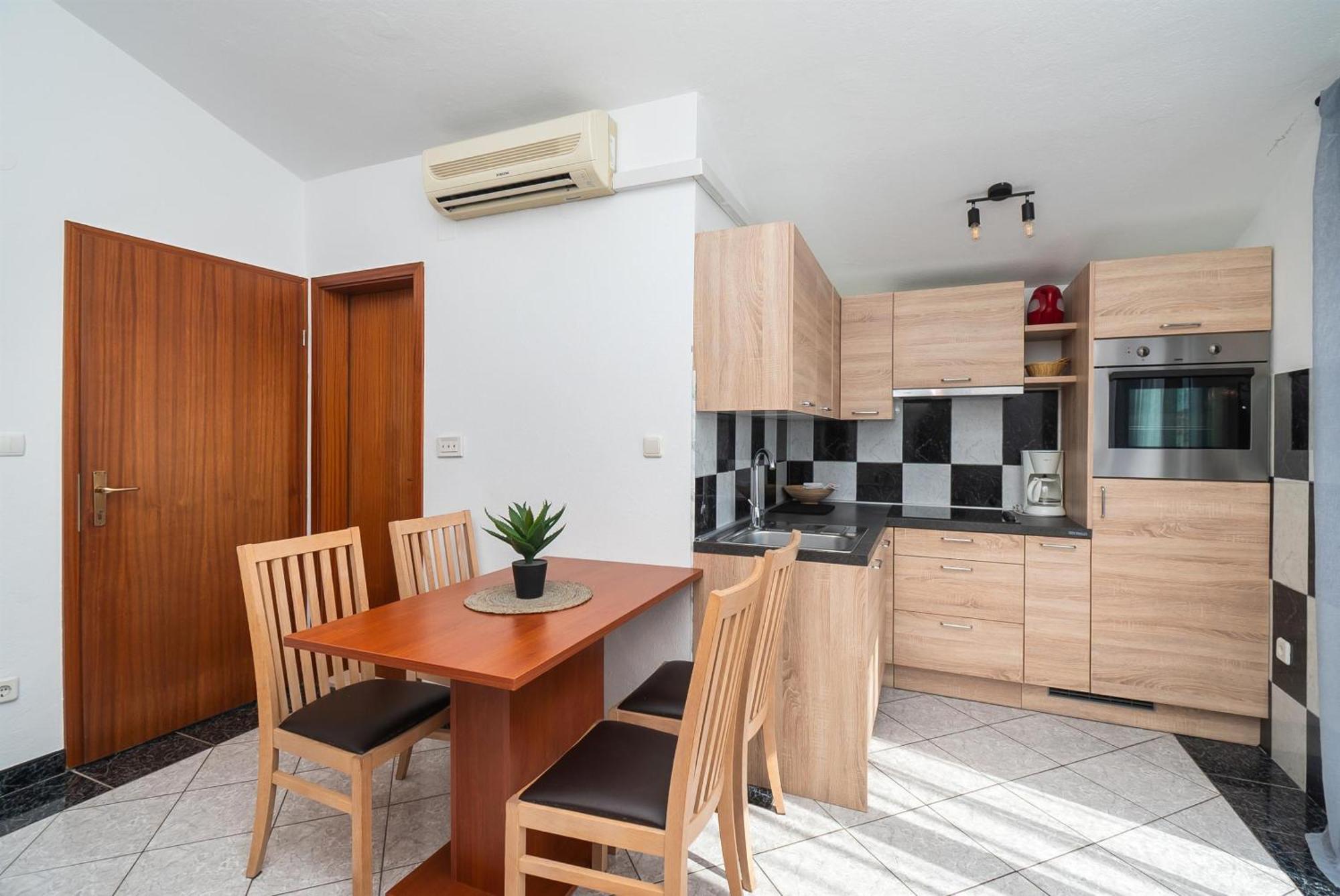 Apartments Polly Primošten Zewnętrze zdjęcie