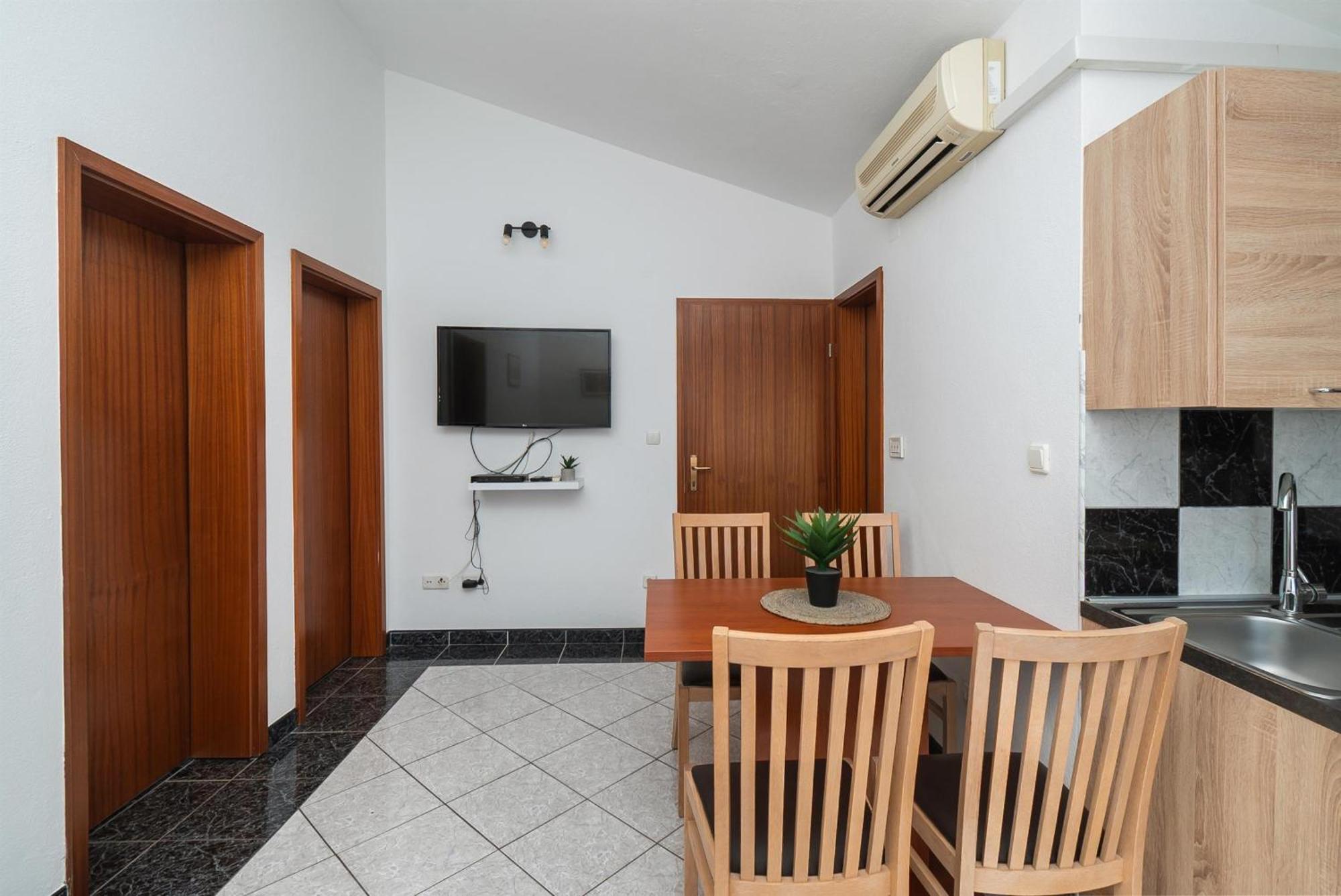 Apartments Polly Primošten Zewnętrze zdjęcie